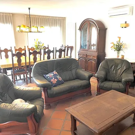 Casa Con Piscina Privada Cerca De Barcelona