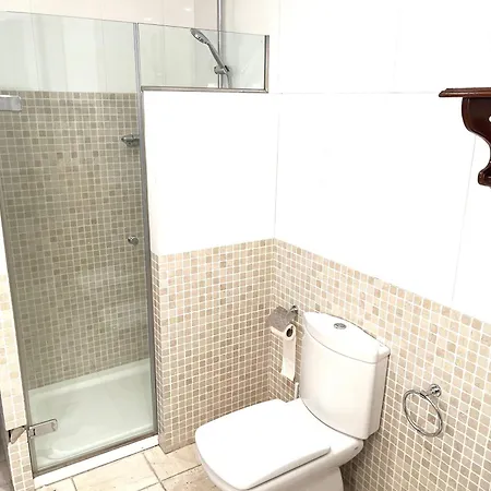 Casa Con Piscina Privada Cerca De Barcelona
